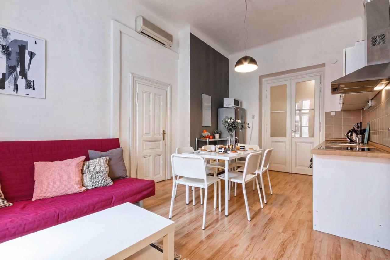 Apartments At I.P.Pavlova Prague Exterior photo